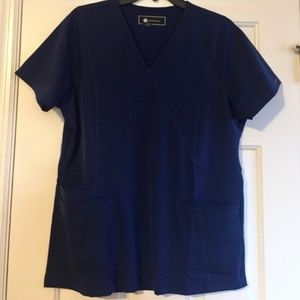 Wonder Wink Scrub top